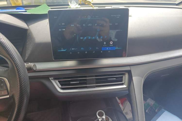 Used BYD Song Pro 2019 1.5T Automatic Luxury Model Audio And AC Panel