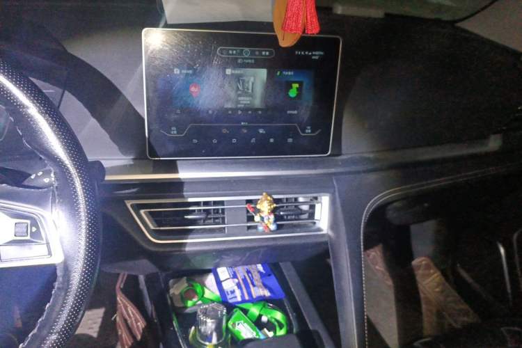 Used BYD Song Pro 2019 1.5T Automatic Elite Edition Audio And AC Panel