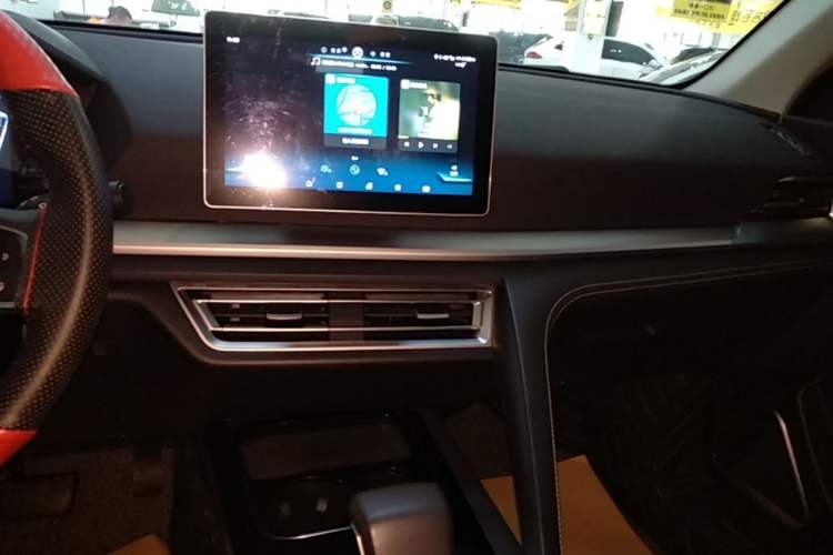 Used BYD Song Pro 2019 1.5T Automatic Elite Edition Audio And AC Panel