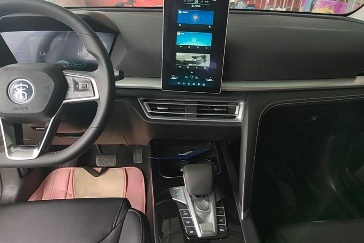 Used BYD Song Pro 2019 1.5T Automatic Luxury Model Audio And AC Panel