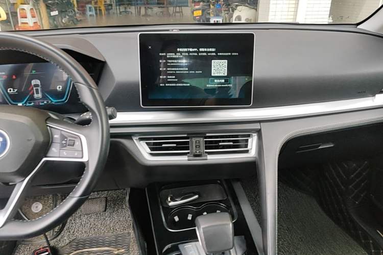 Used BYD Song Pro 2019 1.5T Automatic Elite Edition Audio And AC Panel