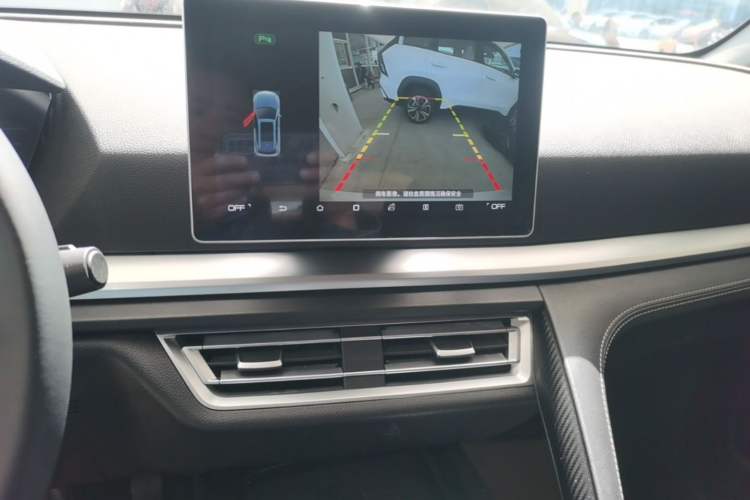 Used BYD Song Pro 2019 1.5T Automatic Elite Edition Audio And AC Panel
