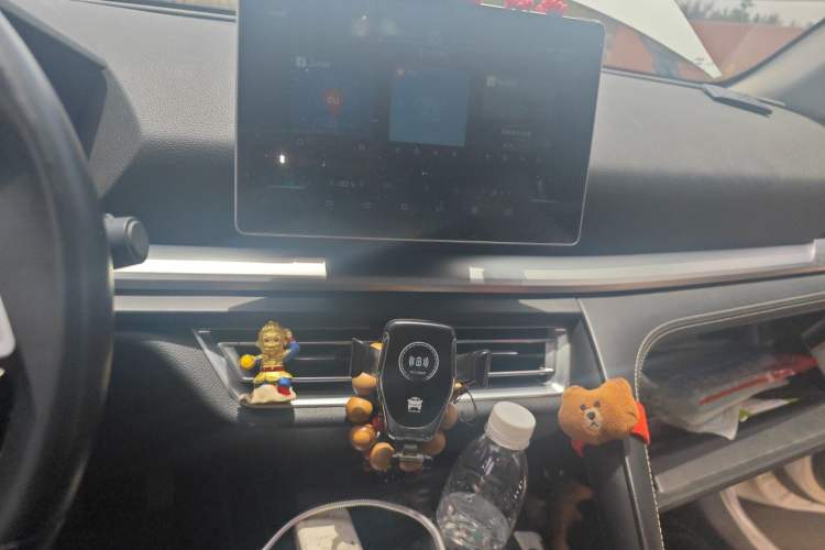 Used BYD Song Pro 2019 1.5T Automatic Elite Edition Audio And AC Panel