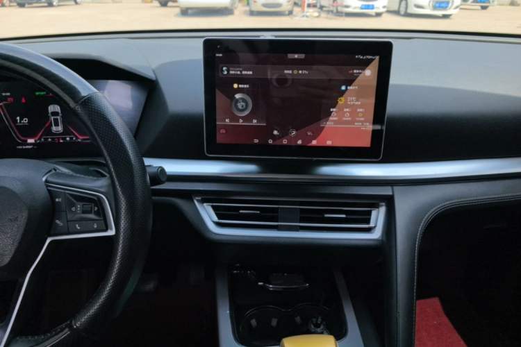 Used BYD Song Pro 2019 1.5T Automatic Luxury Model Audio And AC Panel
