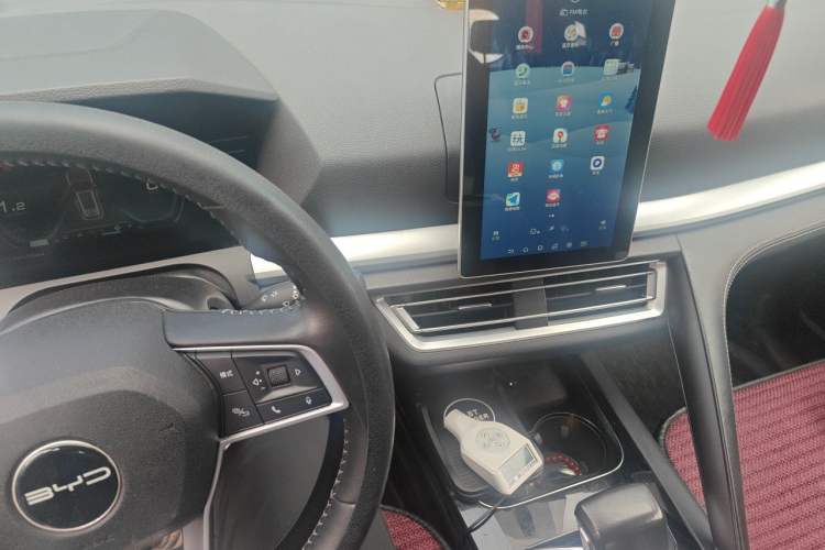 Used BYD Song Pro 2019 1.5T Automatic Elite Edition Audio And AC Panel
