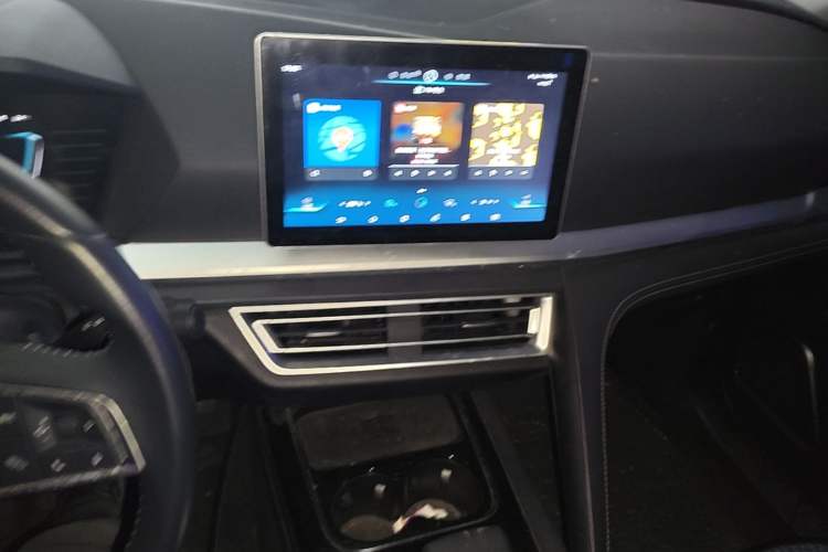 Used BYD Song Pro 2019 1.5T Automatic Elite Edition Audio And AC Panel