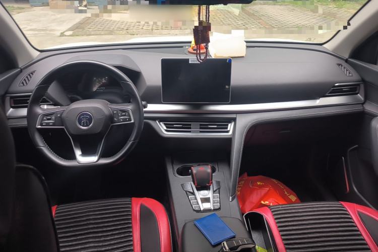 Used BYD Song Pro 2019 1.5T Automatic Elite Edition Center Console