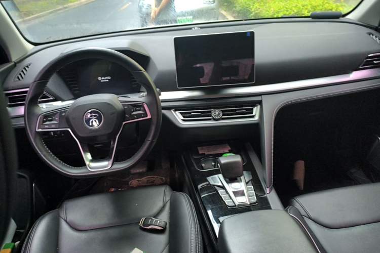 Used BYD Song Pro 2019 1.5T Automatic Elite Edition Center Console