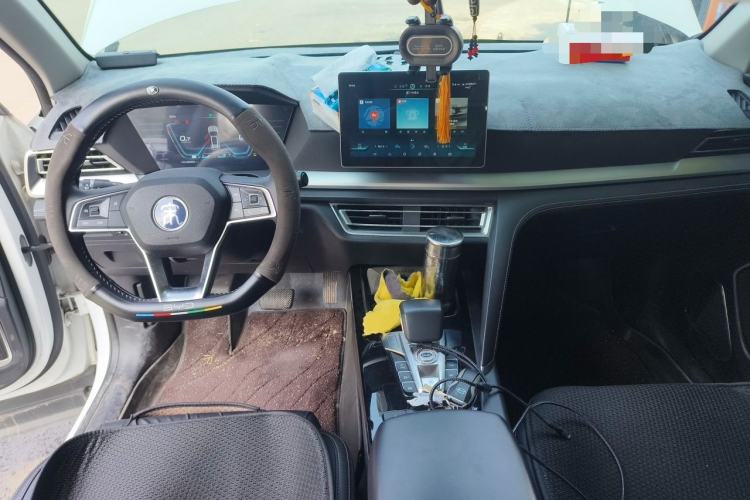 Used BYD Song Pro 2019 1.5T Automatic Elite Edition Center Console