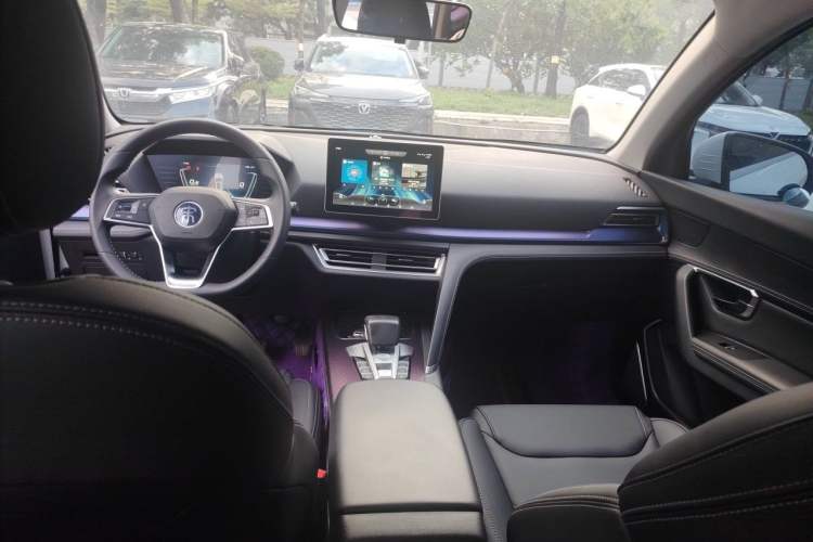 Used BYD Song Pro 2019 1.5T Automatic Elite Edition Center Console