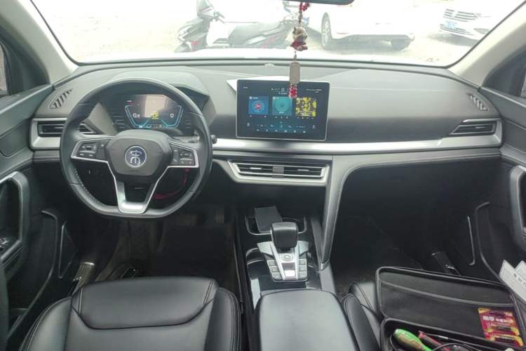 Used BYD Song Pro 2019 1.5T Automatic Elite Edition Center Console