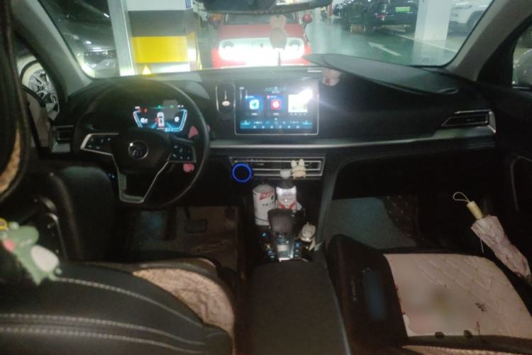 Used BYD Song Pro 2019 1.5T Automatic Luxury Model Center Console