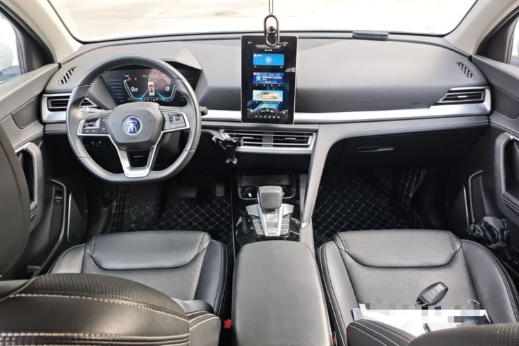 Used BYD Song Pro 2019 1.5T Automatic Prestige Model Center Console