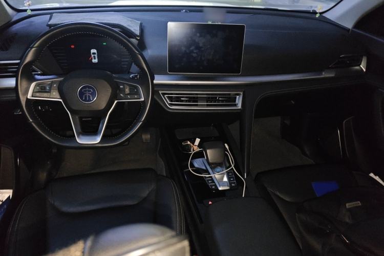 Used BYD Song Pro 2019 1.5T Automatic Luxury Model Center Console