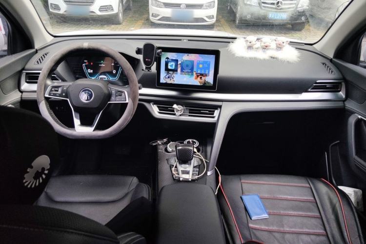 Used BYD Song Pro 2019 1.5T Automatic Prestige Model Center Console