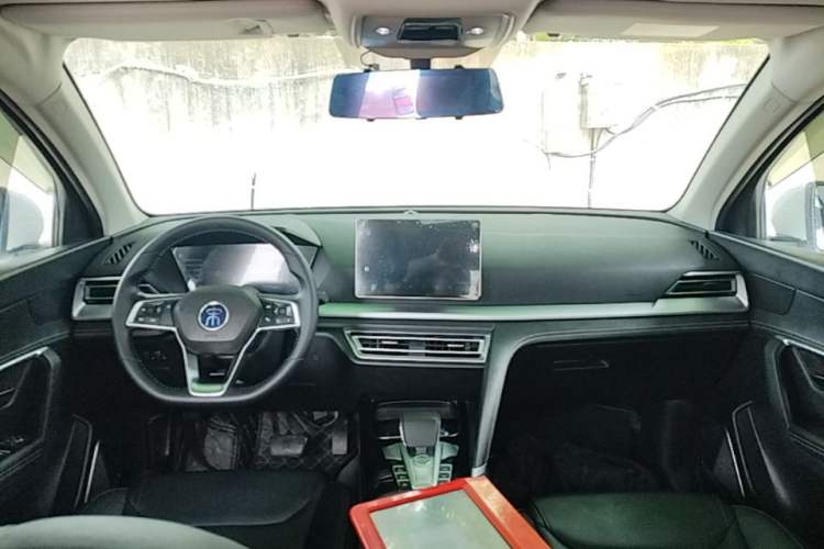 Used BYD Song Pro 2019 1.5T Automatic Elite Edition Center Console