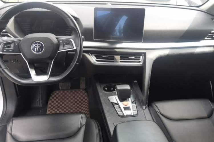 Used BYD Song Pro 2019 1.5T Automatic Elite Edition Center Console