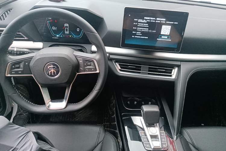 Used BYD Song Pro 2019 1.5T Automatic Elite Edition Center Console