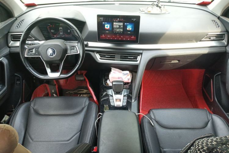 Used BYD Song Pro 2019 1.5T Automatic Prestige Model Center Console