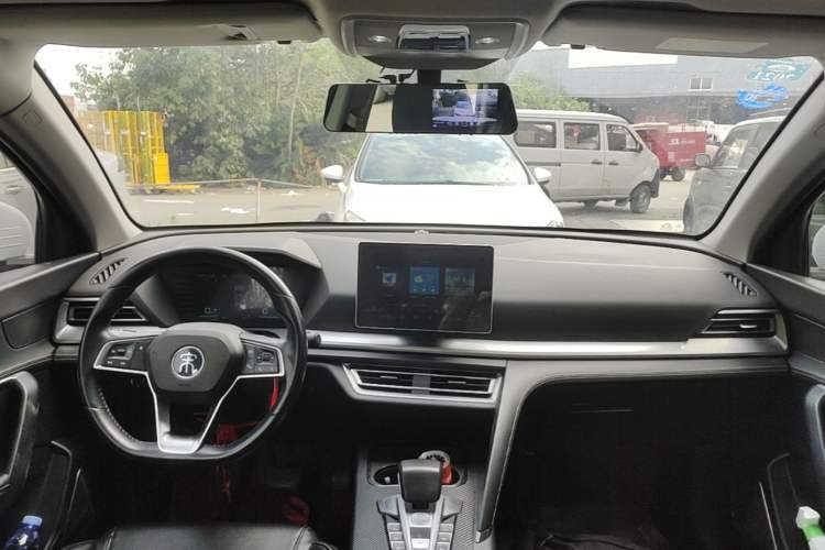 Used BYD Song Pro 2019 1.5T Automatic Elite Edition Center Console