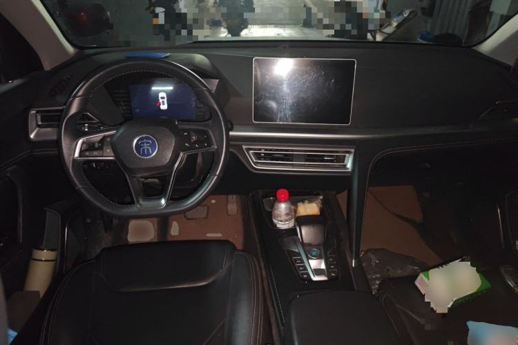 Used BYD Song Pro 2019 1.5T Automatic Luxury Model Center Console