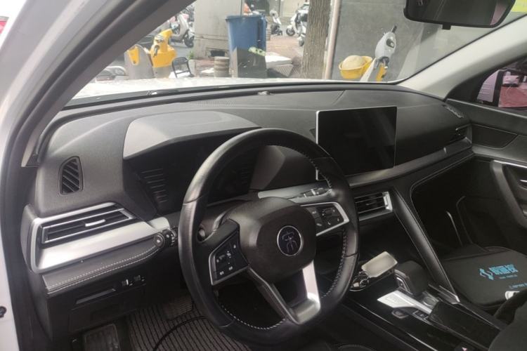 Used BYD Song Pro 2019 1.5T Automatic Elite Edition Center Console