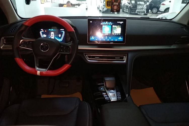 Used BYD Song Pro 2019 1.5T Automatic Elite Edition Center Console
