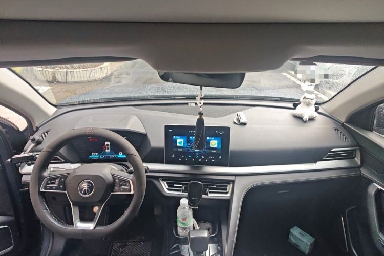 Used BYD Song Pro 2019 1.5T Automatic Prestige Model Center Console