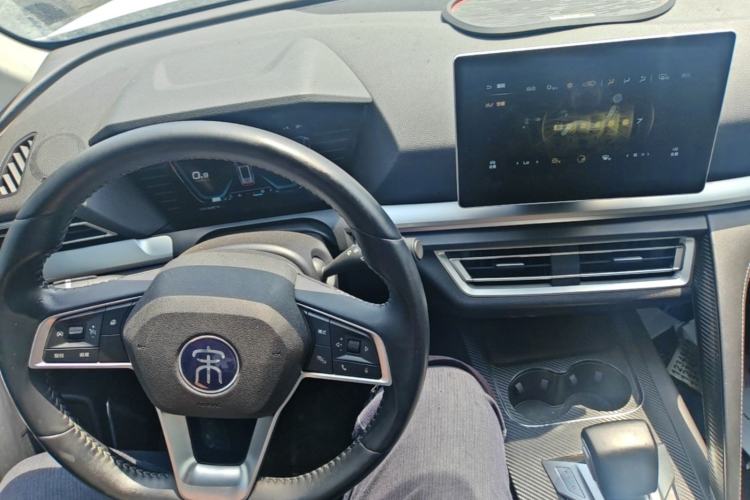 Used BYD Song Pro 2019 1.5T Automatic Elite Edition Center Console