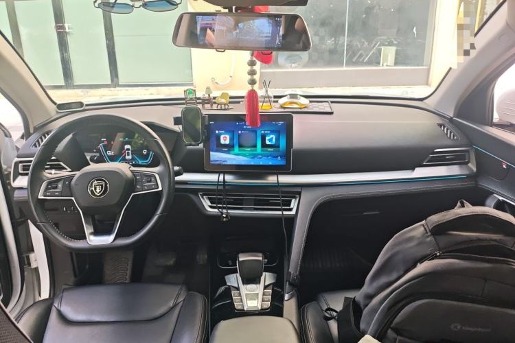 Used BYD Song Pro 2019 1.5T Automatic Elite Edition Center Console