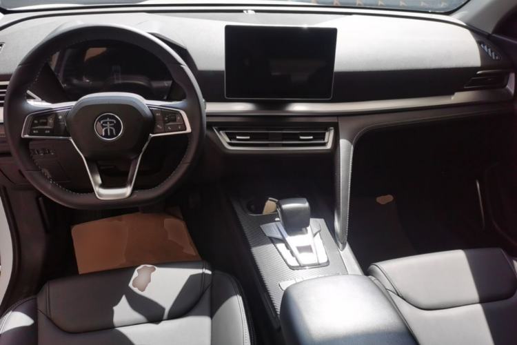 Used BYD Song Pro 2019 1.5T Automatic Elite Edition Center Console