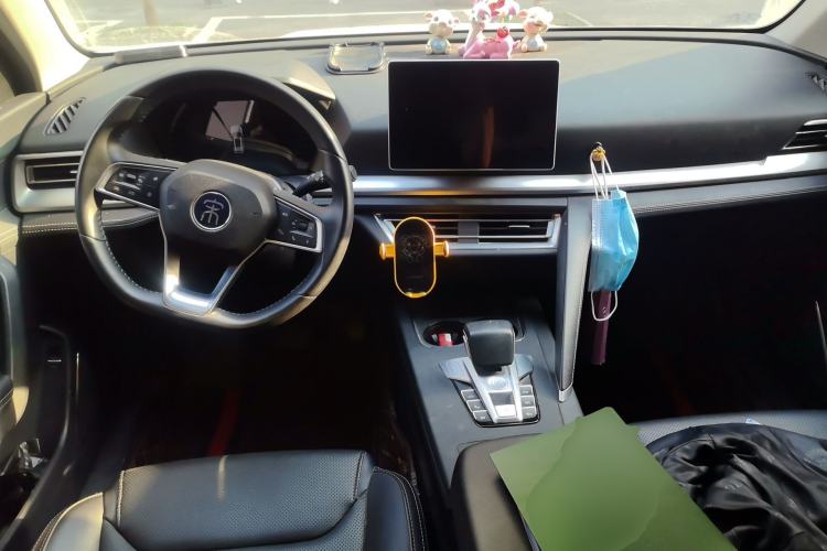 Used BYD Song Pro 2019 1.5T Automatic Prestige Model Center Console