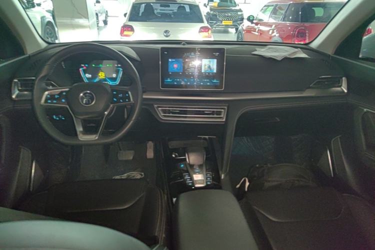 Used BYD Song Pro 2019 1.5T Automatic Luxury Model Center Console