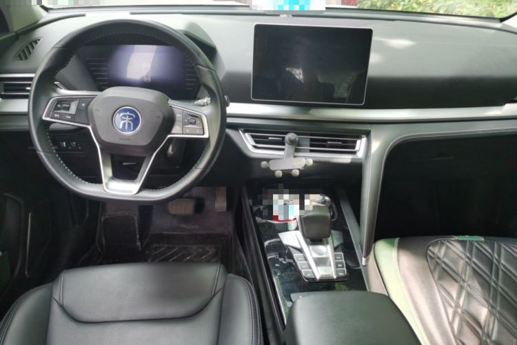Used BYD Song Pro 2019 1.5T Automatic Elite Edition Center Console