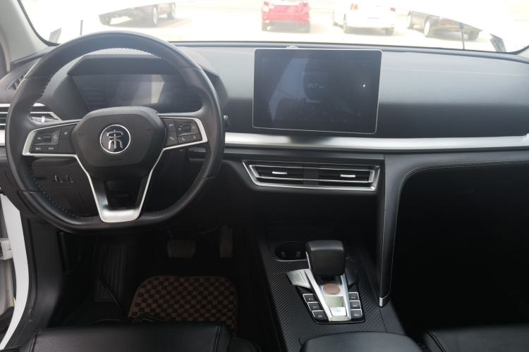 Used BYD Song Pro 2019 1.5T Automatic Elite Edition Center Console