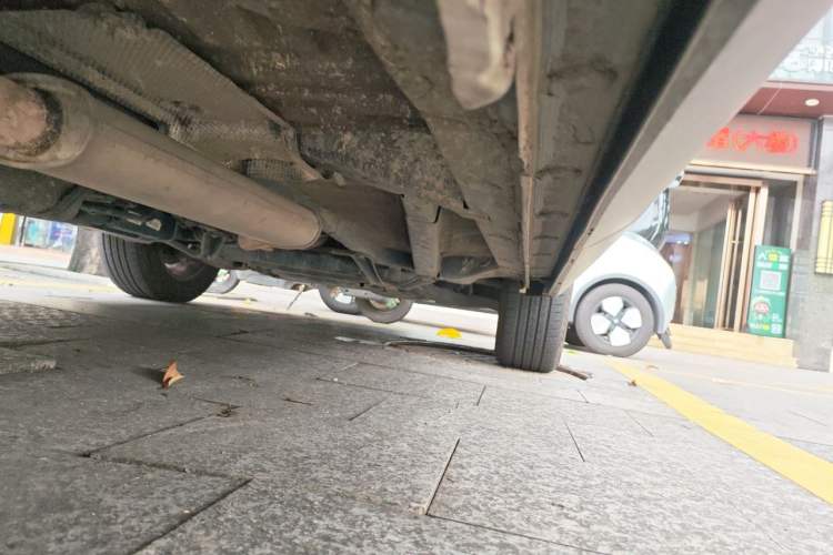 Used BYD Song Pro 2019 1.5T Automatic Luxury Model Chassis Rear Right