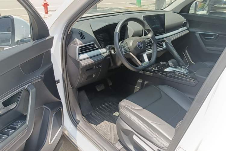 Used BYD Song Pro 2019 1.5T Automatic Elite Edition Driver Seat