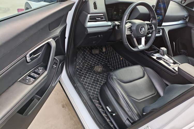 Used BYD Song Pro 2019 1.5T Automatic Prestige Model Driver Seat