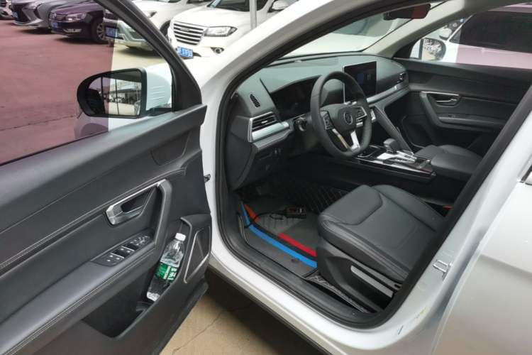 Used BYD Song Pro 2019 1.5T Automatic Luxury Model Driver Seat