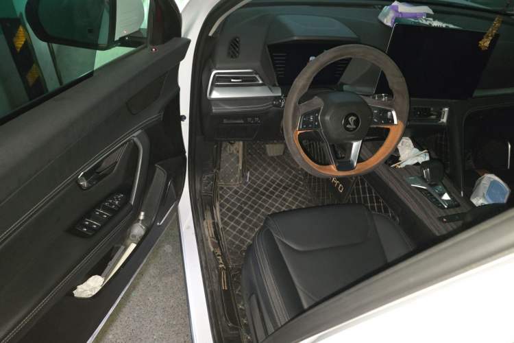 Used BYD Song Pro 2019 1.5T Automatic Luxury Model Driver Seat
