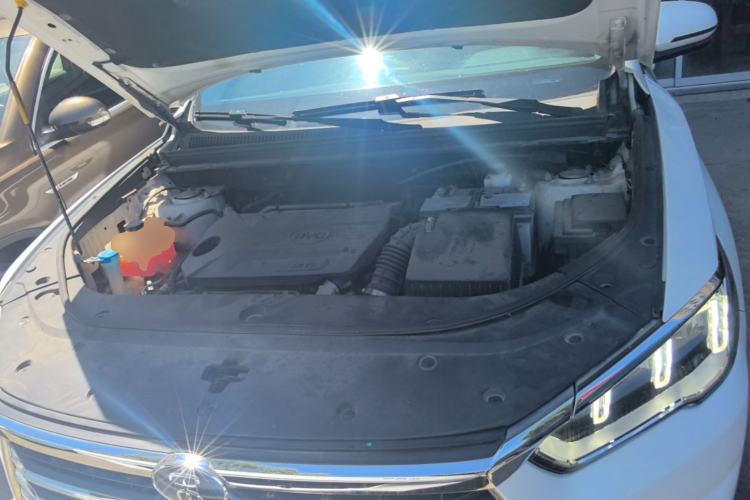 Used BYD Song Pro 2019 1.5T Automatic Luxury Model Engine Bay