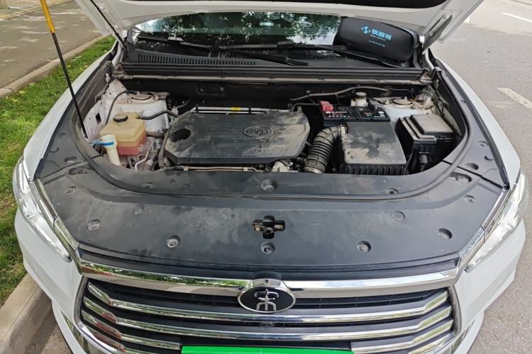 Used BYD Song Pro 2019 1.5T Automatic Luxury Model Engine Bay