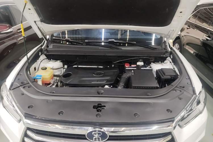 Used BYD Song Pro 2019 1.5T Automatic Luxury Model Engine Bay