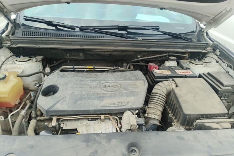 Used BYD Song Pro 2019 1.5T Automatic Luxury Model Engine Bay