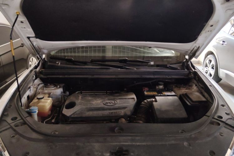 Used BYD Song Pro 2019 1.5T Automatic Elite Edition Engine Bay