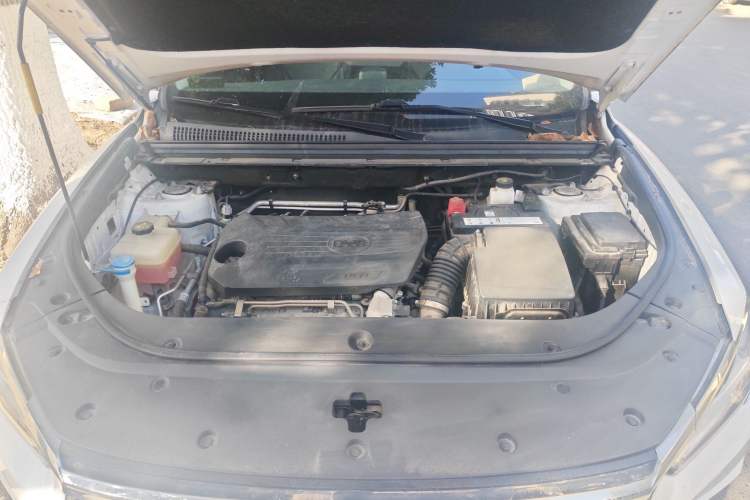 Used BYD Song Pro 2019 1.5T Automatic Luxury Model Engine Bay