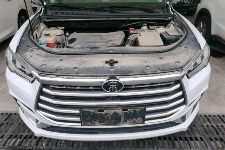 Used BYD Song Pro 2019 1.5T Automatic Elite Edition Engine Bay