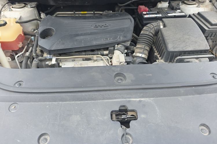 Used BYD Song Pro 2019 1.5T Automatic Luxury Model Engine Bay