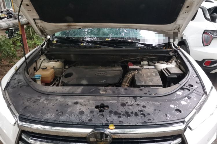 Used BYD Song Pro 2019 1.5T Automatic Luxury Model Engine Bay