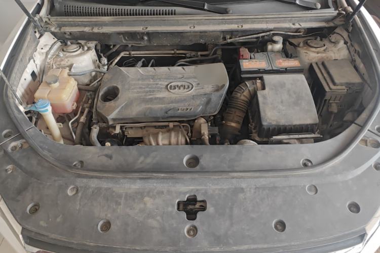 Used BYD Song Pro 2019 1.5T Automatic Luxury Model Engine Bay